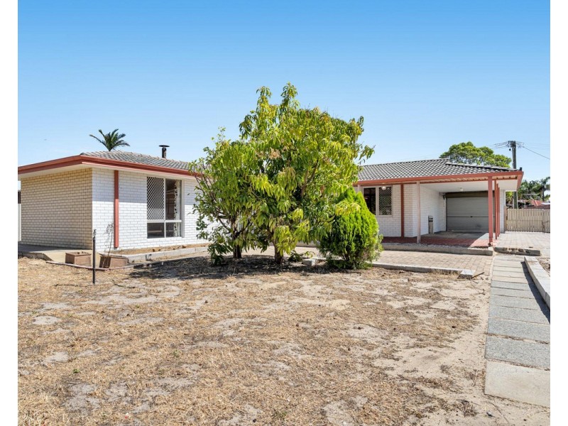 6 Chamberlain Way, Armadale WA 6112