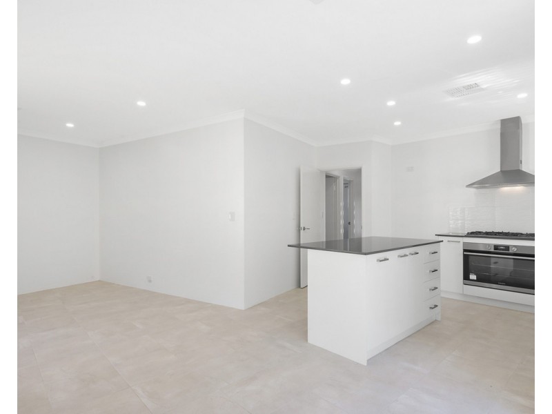 17 Vistula Terrace, Kelmscott WA 6111