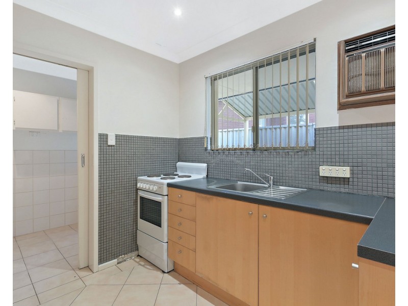 19 Vistula Terrace, Kelmscott WA 6111