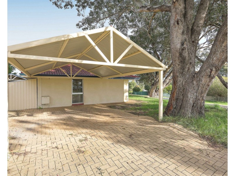 19 Vistula Terrace, Kelmscott WA 6111