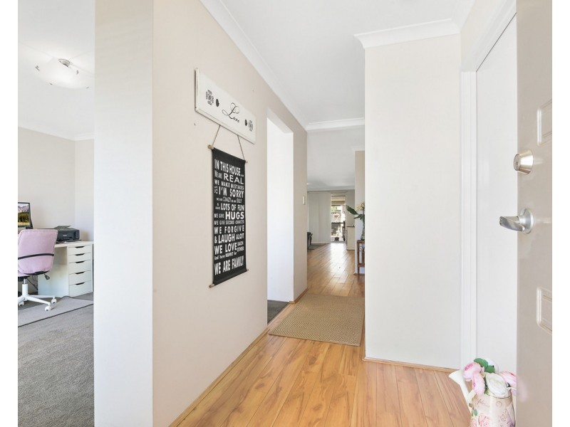 25 Bundoran Approach, Hilbert WA 6112