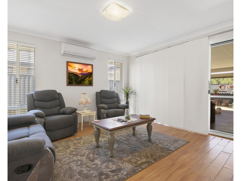 25 Bundoran Approach, Hilbert WA 6112