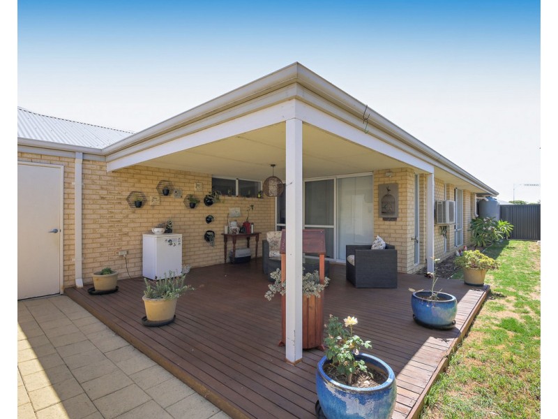 25 Bundoran Approach, Hilbert WA 6112