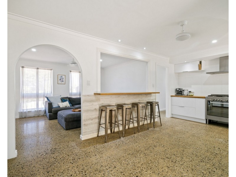 6 Warner Lane, Rockingham WA 6168