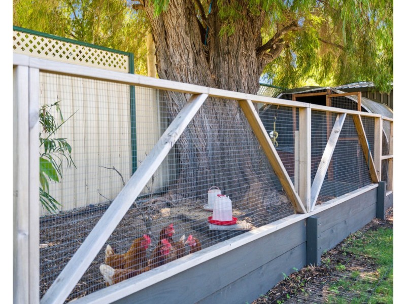 6 Warner Lane, Rockingham WA 6168