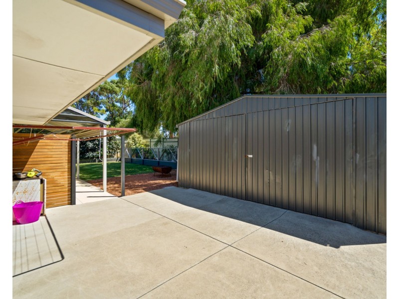 6 Warner Lane, Rockingham WA 6168