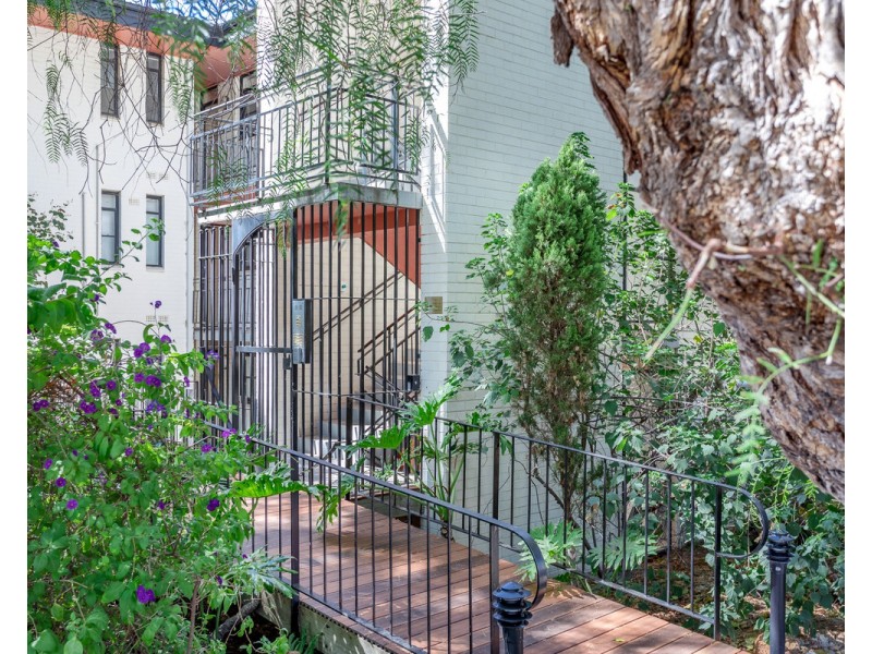 11/20 Rose Avenue, South Perth WA 6151