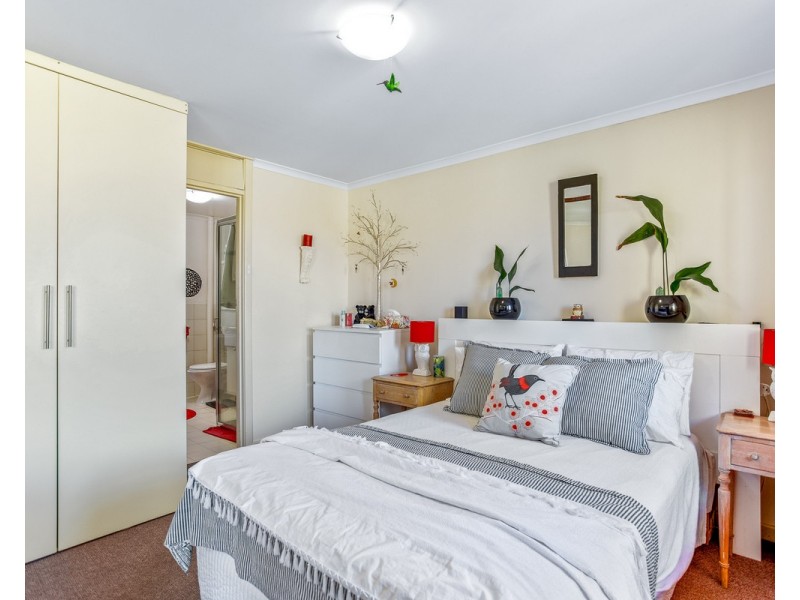 11/20 Rose Avenue, South Perth WA 6151