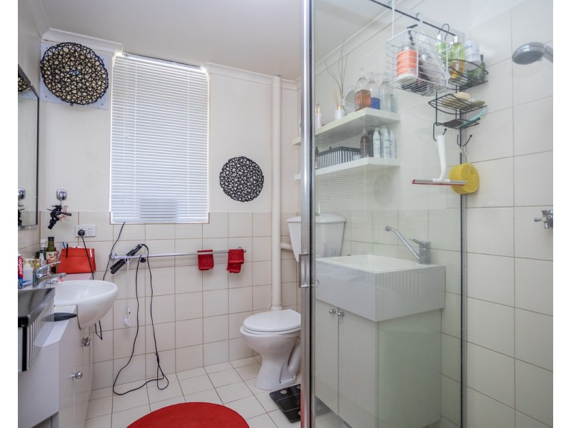 11/20 Rose Avenue, South Perth WA 6151