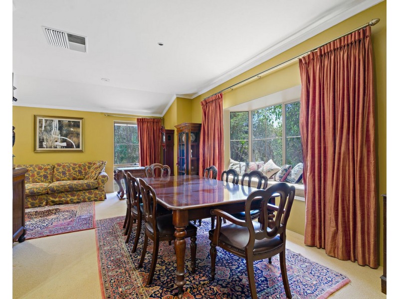 135 Carradine Road, Bedfordale WA 6112