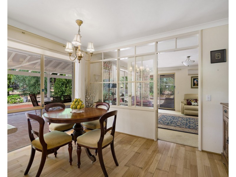 135 Carradine Road, Bedfordale WA 6112