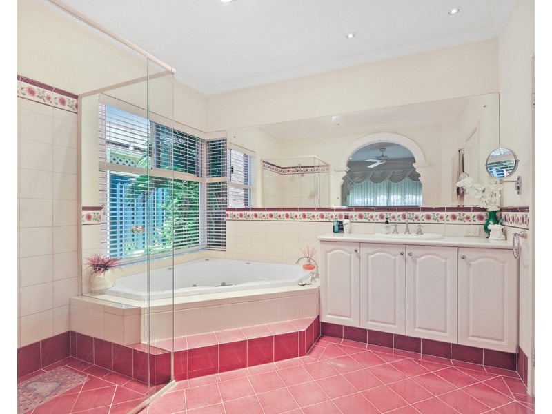 9 Marston Way, Canning Vale WA 6155