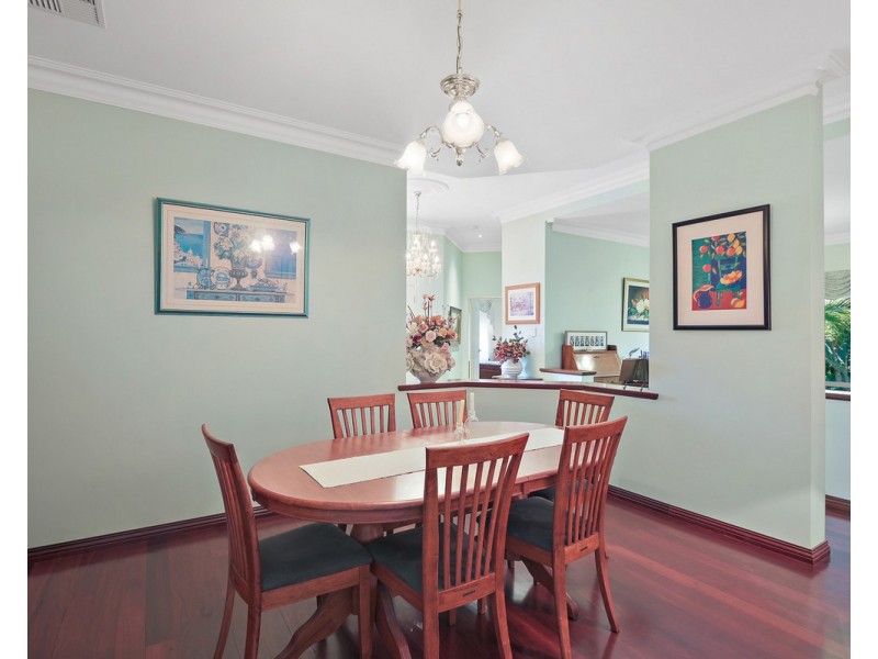 9 Marston Way, Canning Vale WA 6155