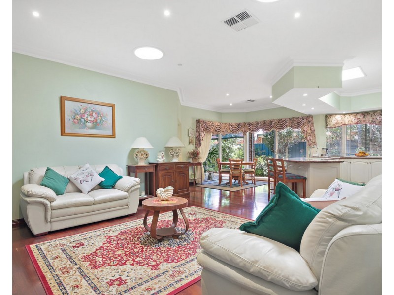 9 Marston Way, Canning Vale WA 6155