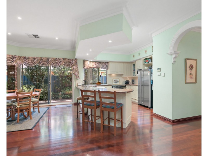 9 Marston Way, Canning Vale WA 6155