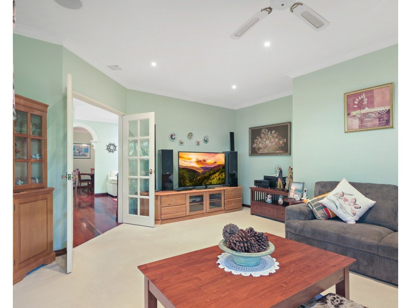 9 Marston Way, Canning Vale WA 6155