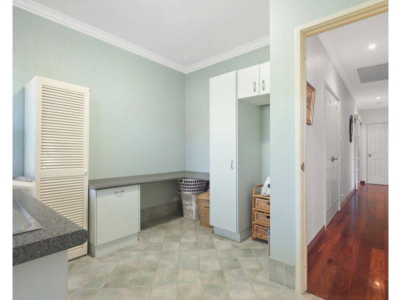 9 Marston Way, Canning Vale WA 6155