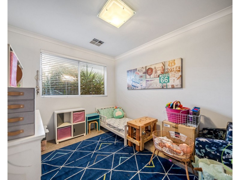 59 Oakbella Parade, Harrisdale WA 6112