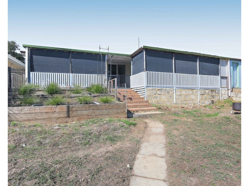 22 Belaire Terrace, Kelmscott WA 6111