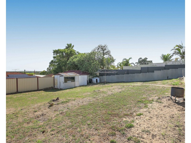 22 Belaire Terrace, Kelmscott WA 6111