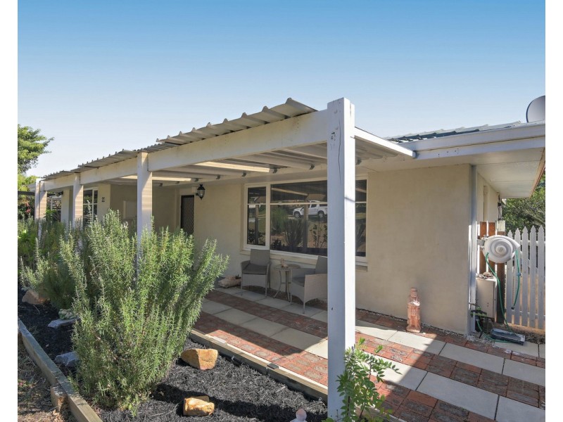 22 Belaire Terrace, Kelmscott WA 6111
