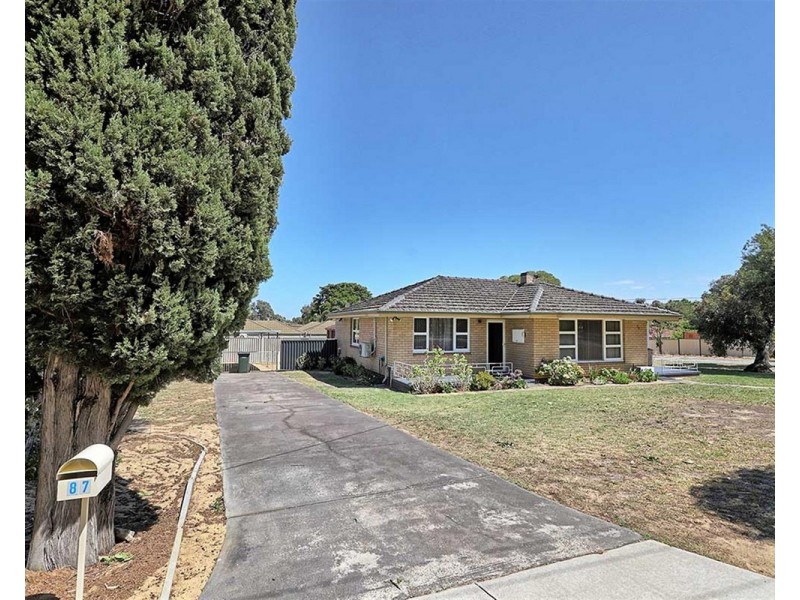 87 Schruth Street North, Kelmscott WA 6111