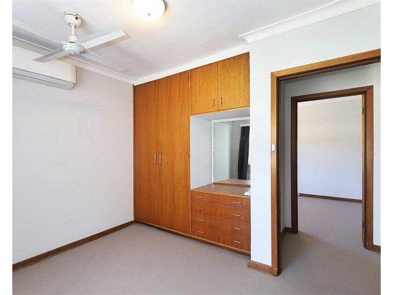 87 Schruth Street North, Kelmscott WA 6111