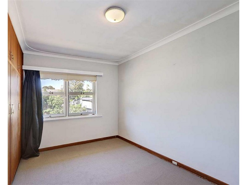 87 Schruth Street North, Kelmscott WA 6111