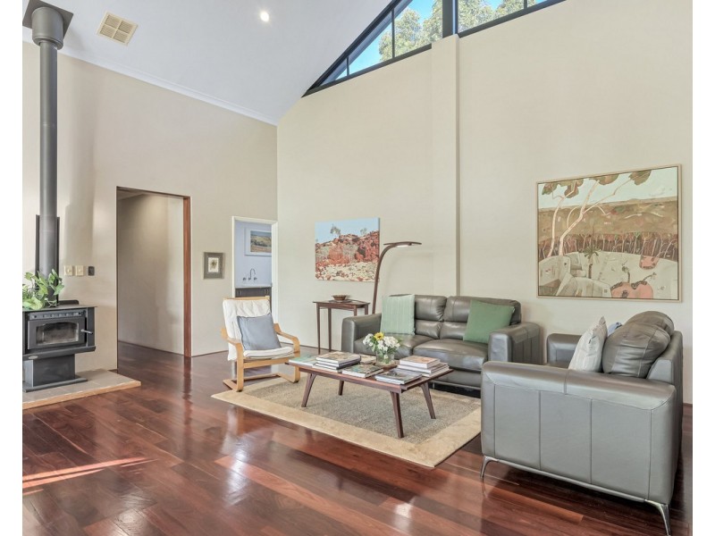 5 Aulini Drive, Bedfordale WA 6112