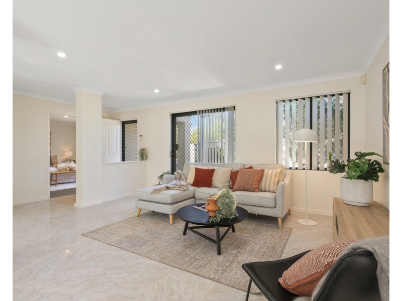 1/5 Holder Street, St James WA 6102