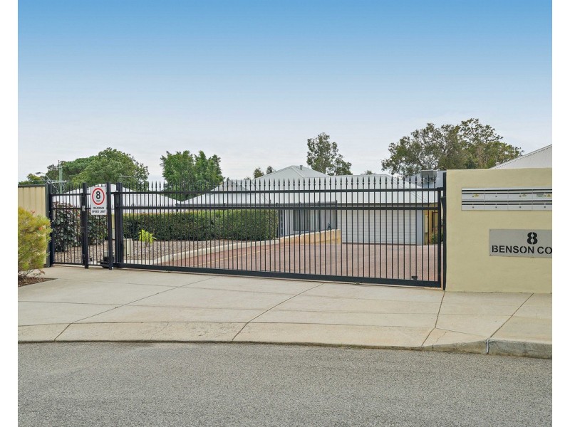 4/8 Benson Court, Mount Nasura WA 6112