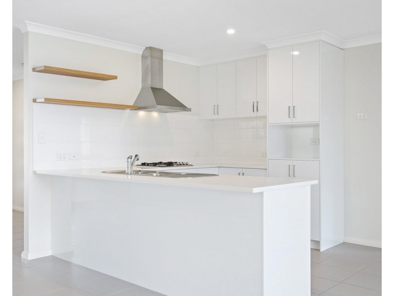 4/8 Benson Court, Mount Nasura WA 6112