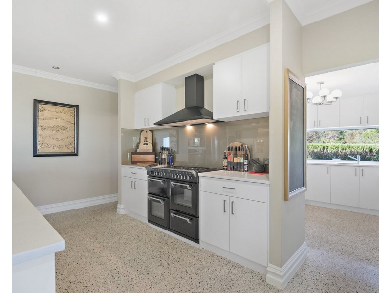 14 Glencoe Place, Bedfordale WA 6112