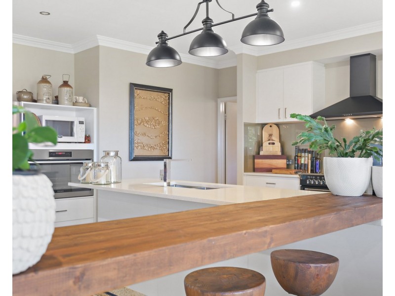 14 Glencoe Place, Bedfordale WA 6112