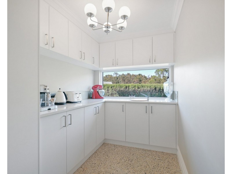 14 Glencoe Place, Bedfordale WA 6112