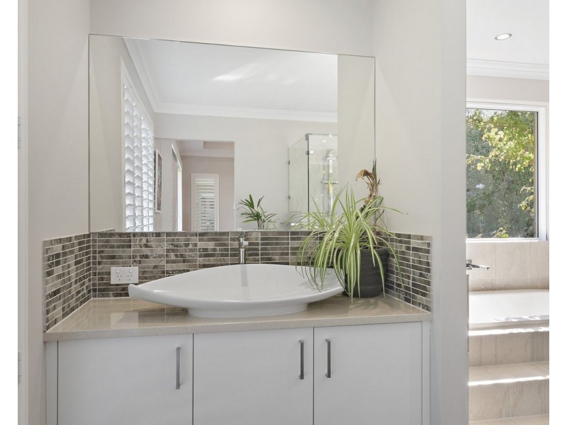 14 Glencoe Place, Bedfordale WA 6112