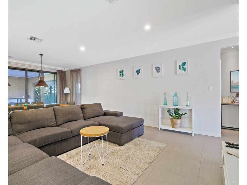 20 Observation Circle, Bedfordale WA 6112