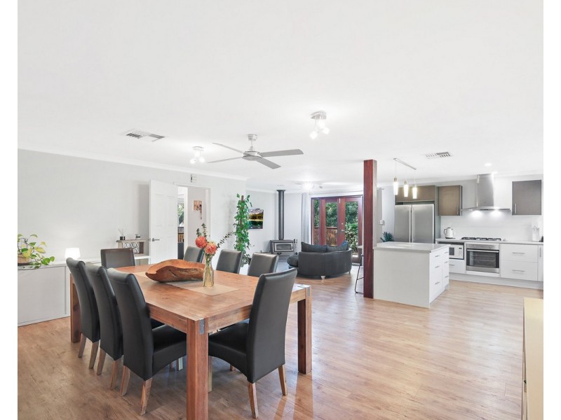 19 Trevor Court, Roleystone WA 6111