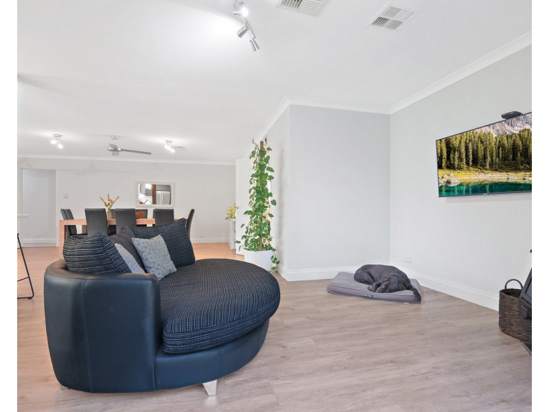 19 Trevor Court, Roleystone WA 6111