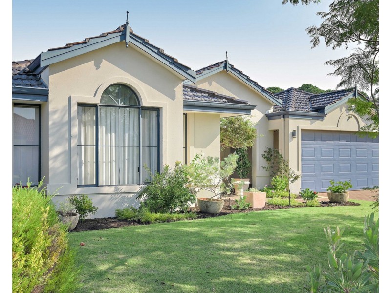 11 Gundaring Turn, Canning Vale WA 6155