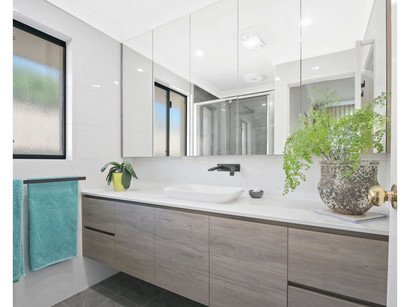 11 Gundaring Turn, Canning Vale WA 6155