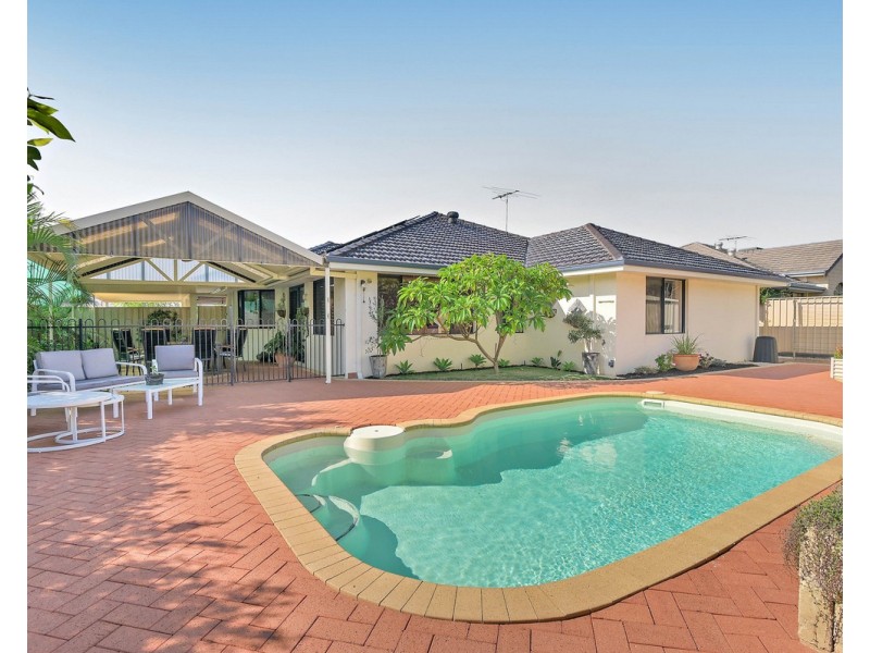 11 Gundaring Turn, Canning Vale WA 6155