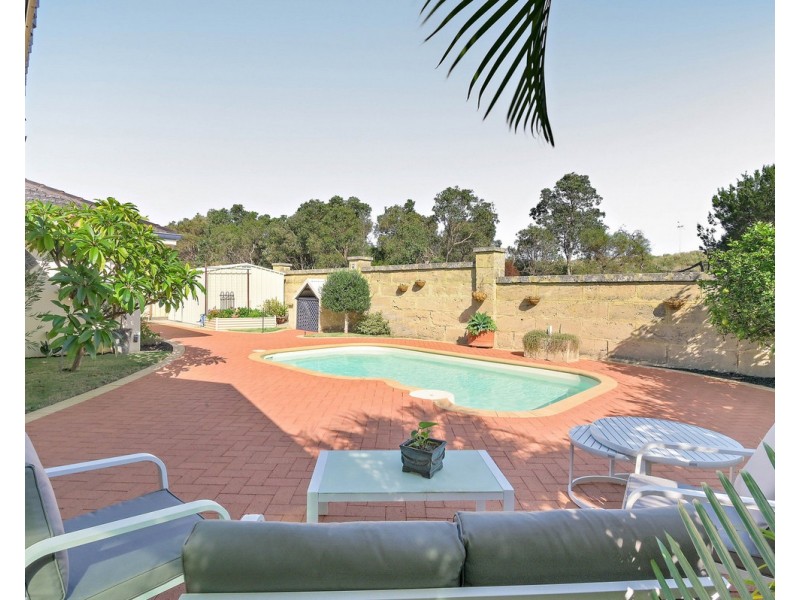 11 Gundaring Turn, Canning Vale WA 6155