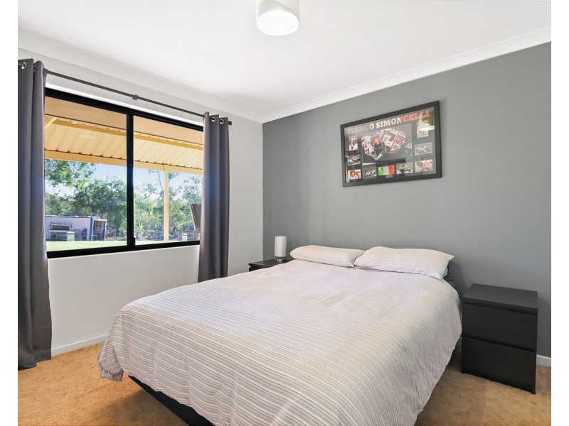 6 Trewarn Place, Bedfordale WA 6112