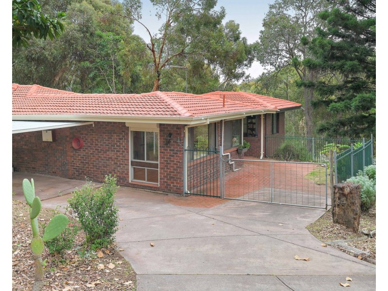 22 Barnes Road, Roleystone WA 6111