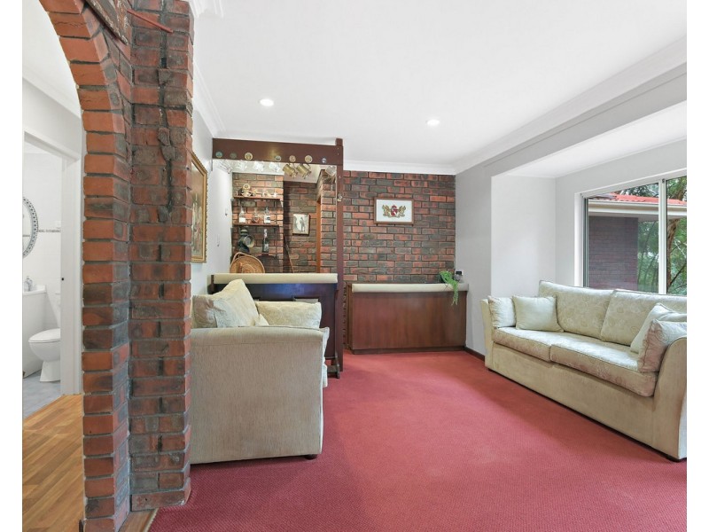 22 Barnes Road, Roleystone WA 6111