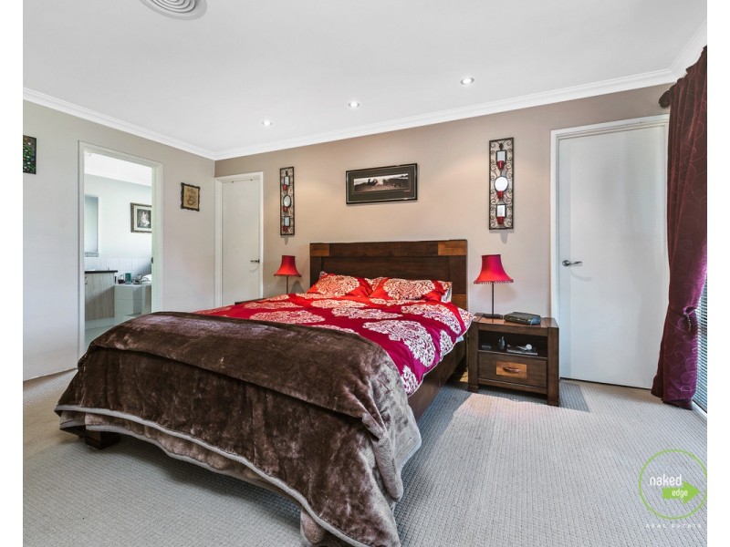 22 White Road, Orange Grove WA 6109