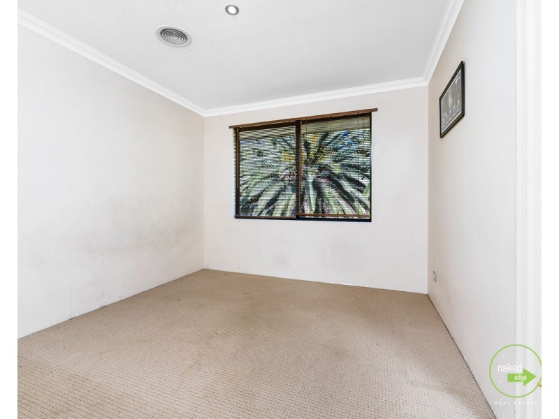 22 White Road, Orange Grove WA 6109