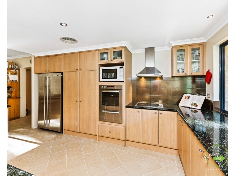 22 White Road, Orange Grove WA 6109