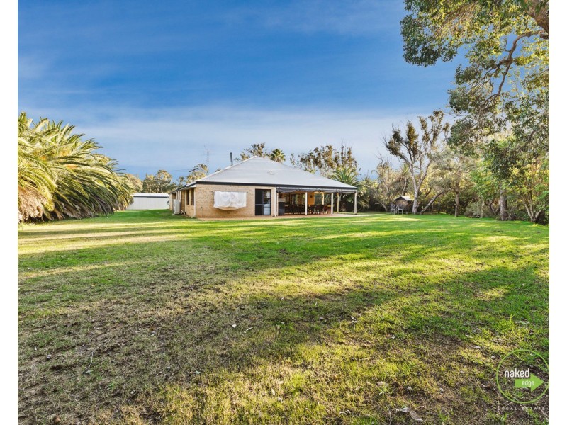 22 White Road, Orange Grove WA 6109